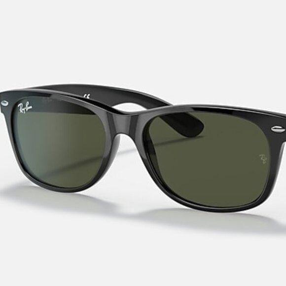 NEW RAY-BAN New Wayfarer Classic – Polished Black Frame, G-15 Green Lenses (NWT) - Picture 1 of 2
